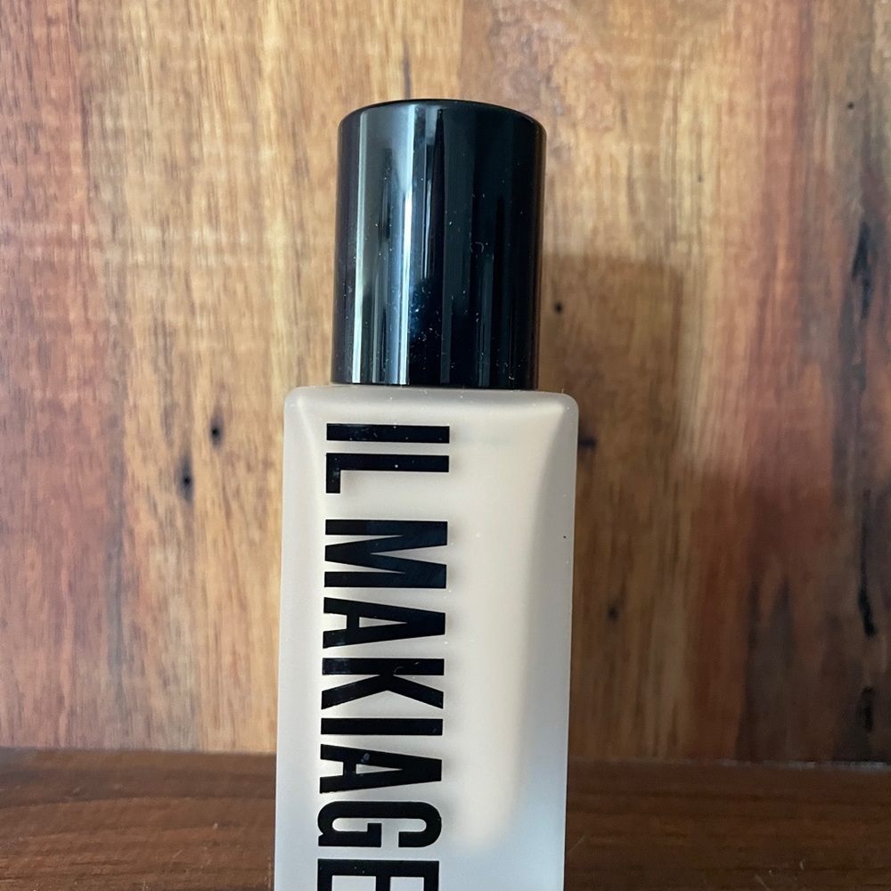IL MAKIAGE # 60 Cream Foundation
